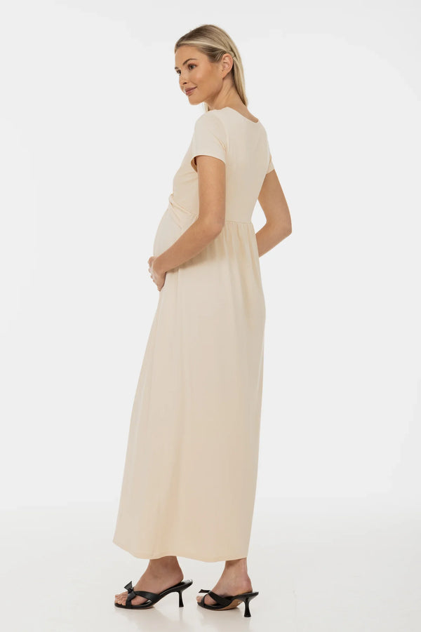 Těhotenské a kojící šaty s dekorativním páskem – šampaňská barva