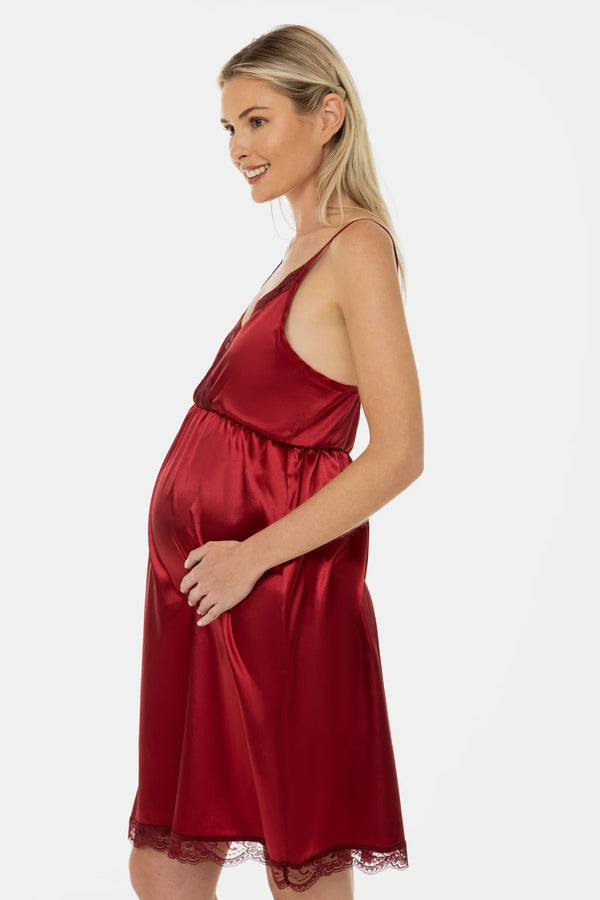 Saténová těhotenská a kojicí noční košile s krajkou - vínová