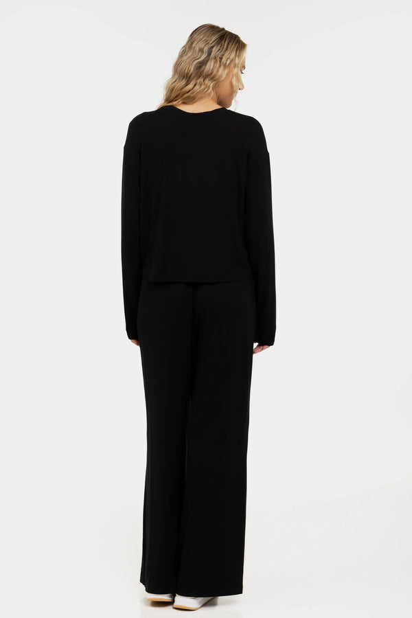 Měkký těhotenský crop top s dlouhým rukávem z modalu – černý