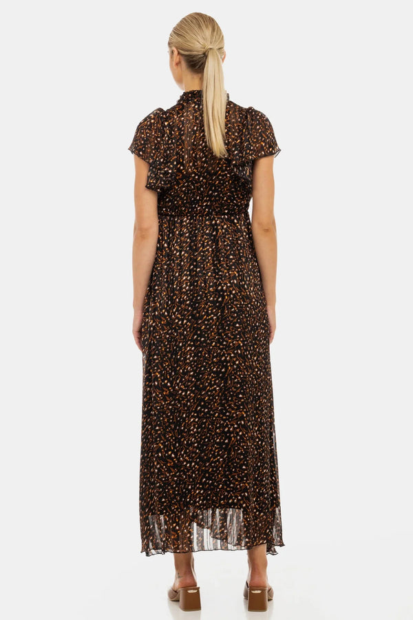 Dlouhé šifonové šaty s třpytivými detaily