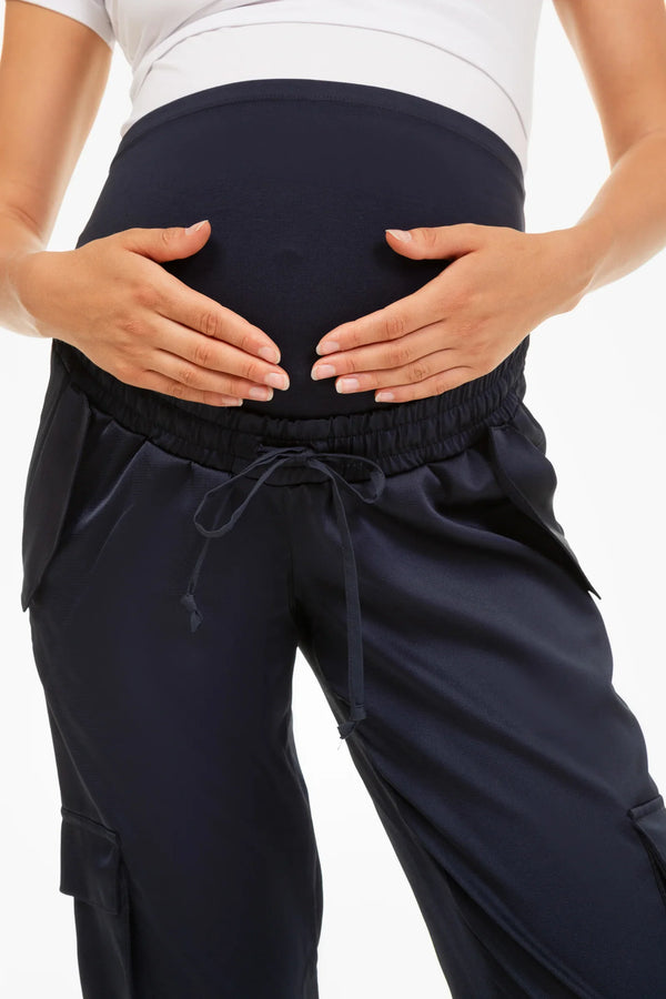 Saténové těhotenské cargo kalhoty - tmavě modrá