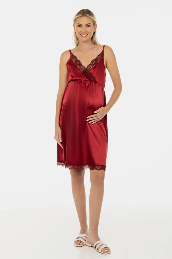 Saténová těhotenská a kojicí noční košile s krajkou - vínová