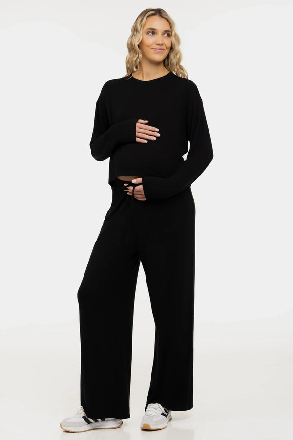 Měkký těhotenský crop top s dlouhým rukávem z modalu – černý