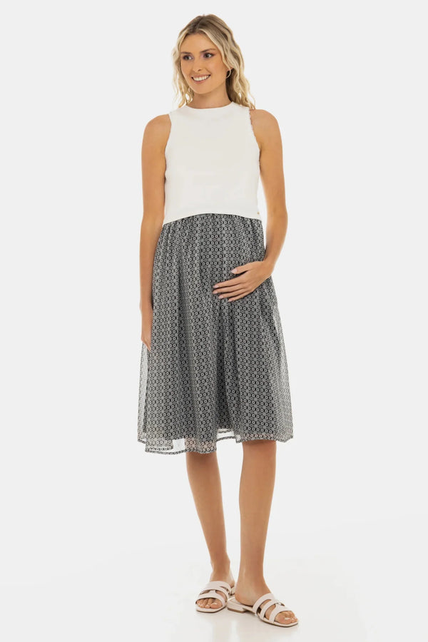 Elegantní šaty s bílým bavlněným žebrovaným topem a vzdušnou sukní - béžové