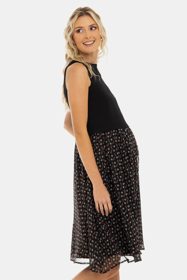 Elegantní šaty s černým bavlněným žebrovaným topem a vzdušnou květovanou sukní