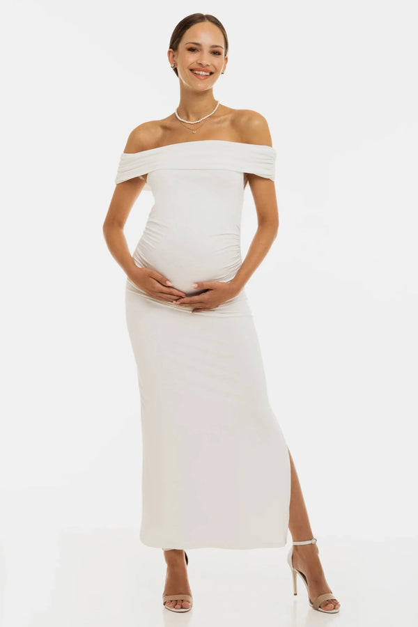 Dlouhé svatební šaty s řasením – ecru