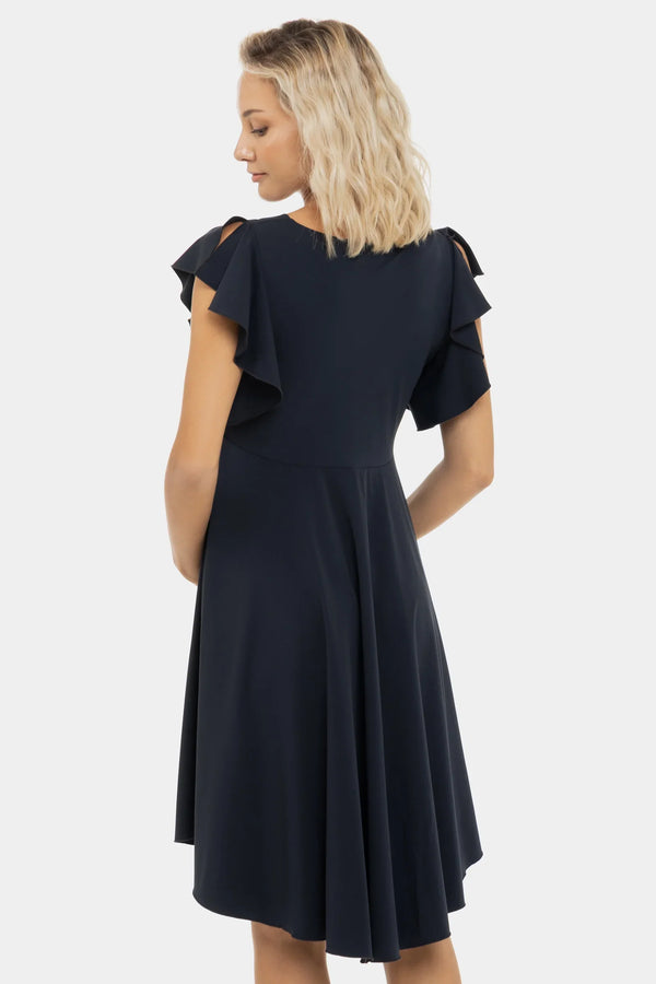 Vzdušné těhotenské a kojící šaty